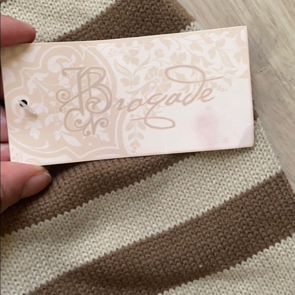 Ladies brown and tan striped scarf with pockets - Picture 2 of 5